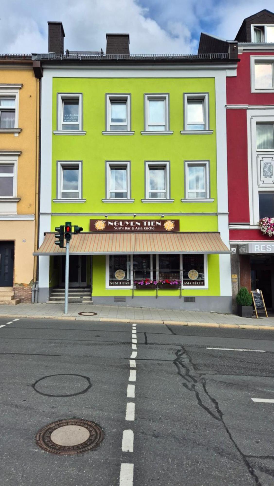 Schillerapartment Hof, Kueche, 24H Digital-Checkin, Parkplatz, Wlan250Mbit Hof  Luaran gambar