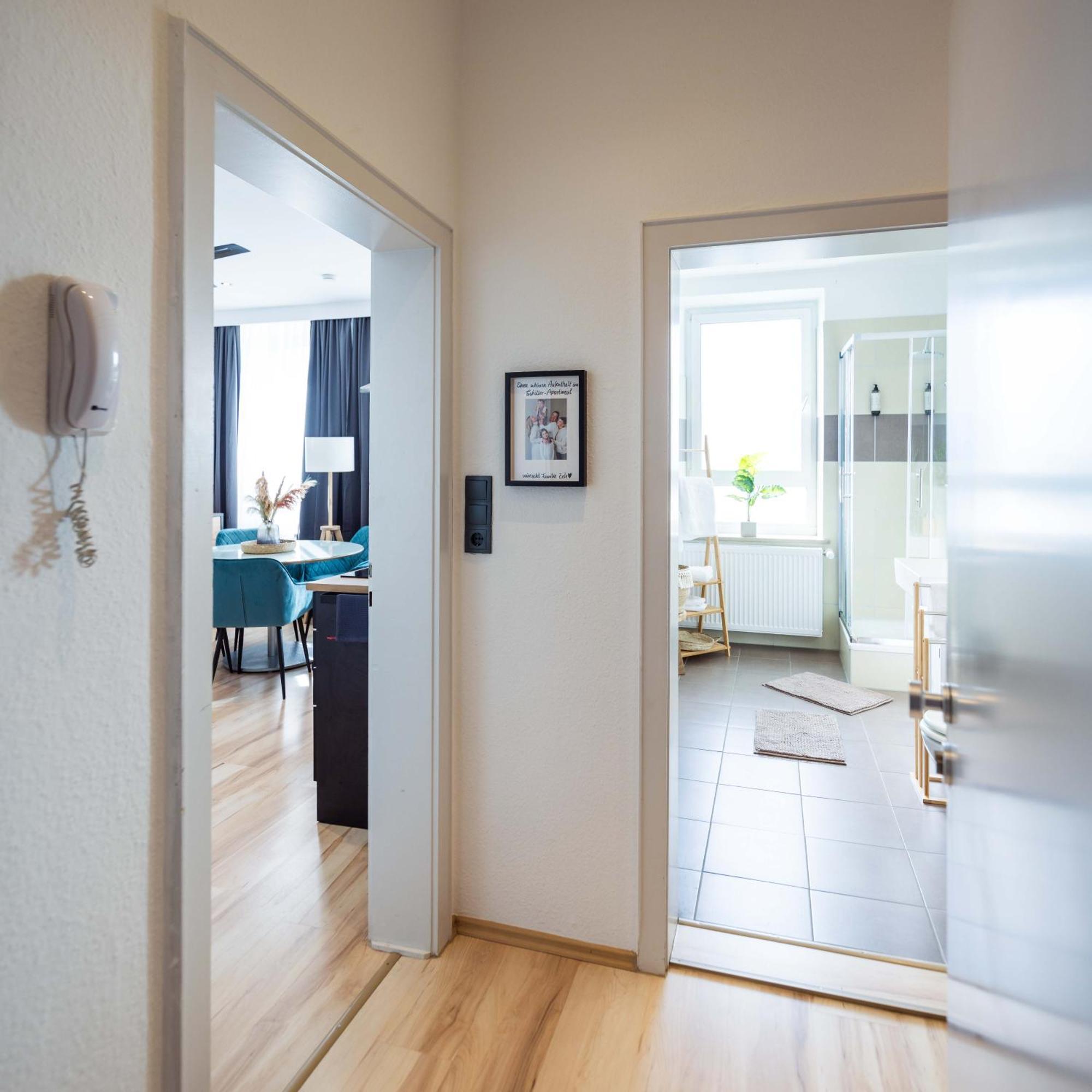 Schillerapartment Hof, Kueche, 24H Digital-Checkin, Parkplatz, Wlan250Mbit Hof  Luaran gambar