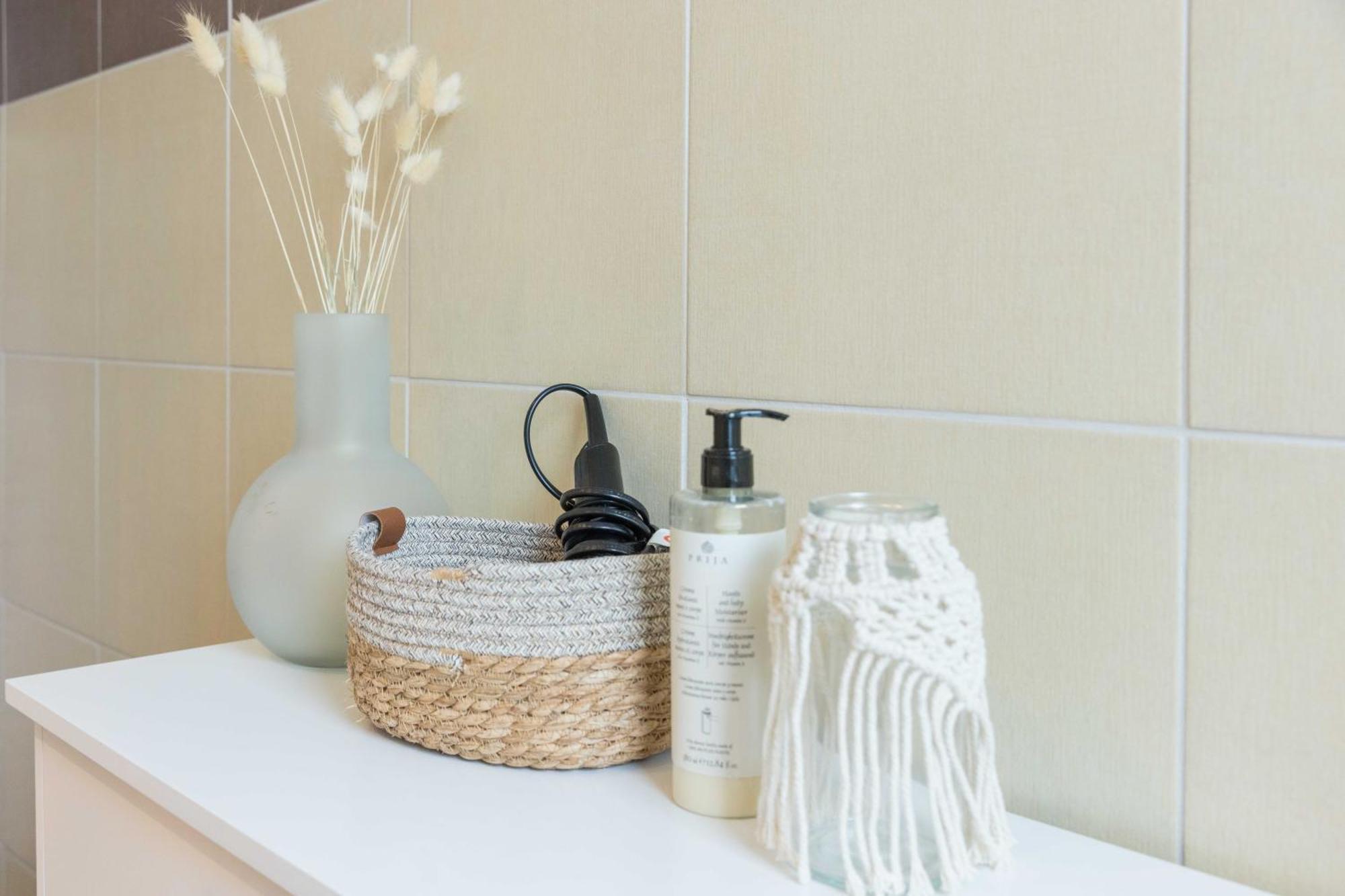 Schillerapartment Hof, Kueche, 24H Digital-Checkin, Parkplatz, Wlan250Mbit Hof  Luaran gambar